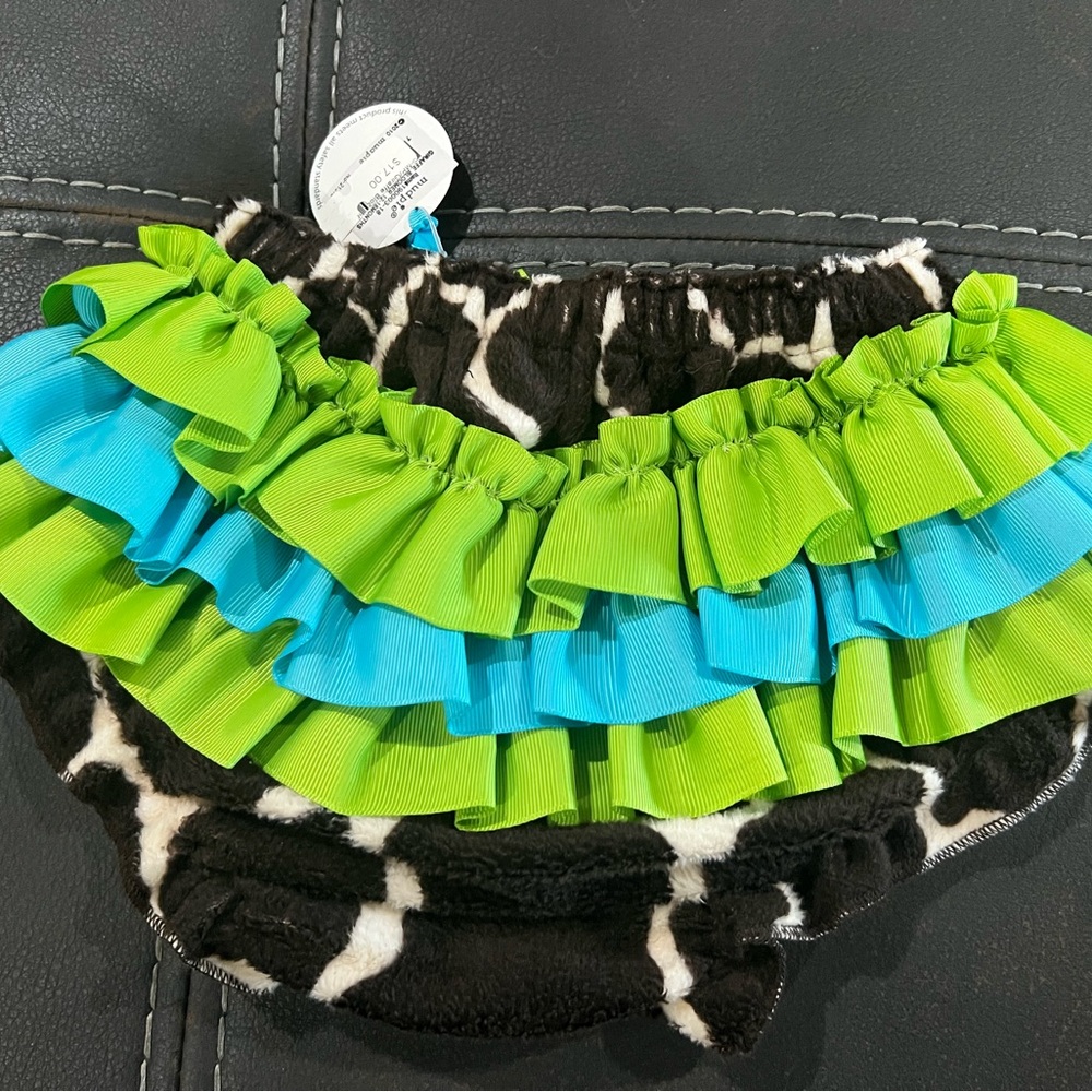 Mud Pie Black and Green Ruffled Diaper Cover Bloomers Giraffe print